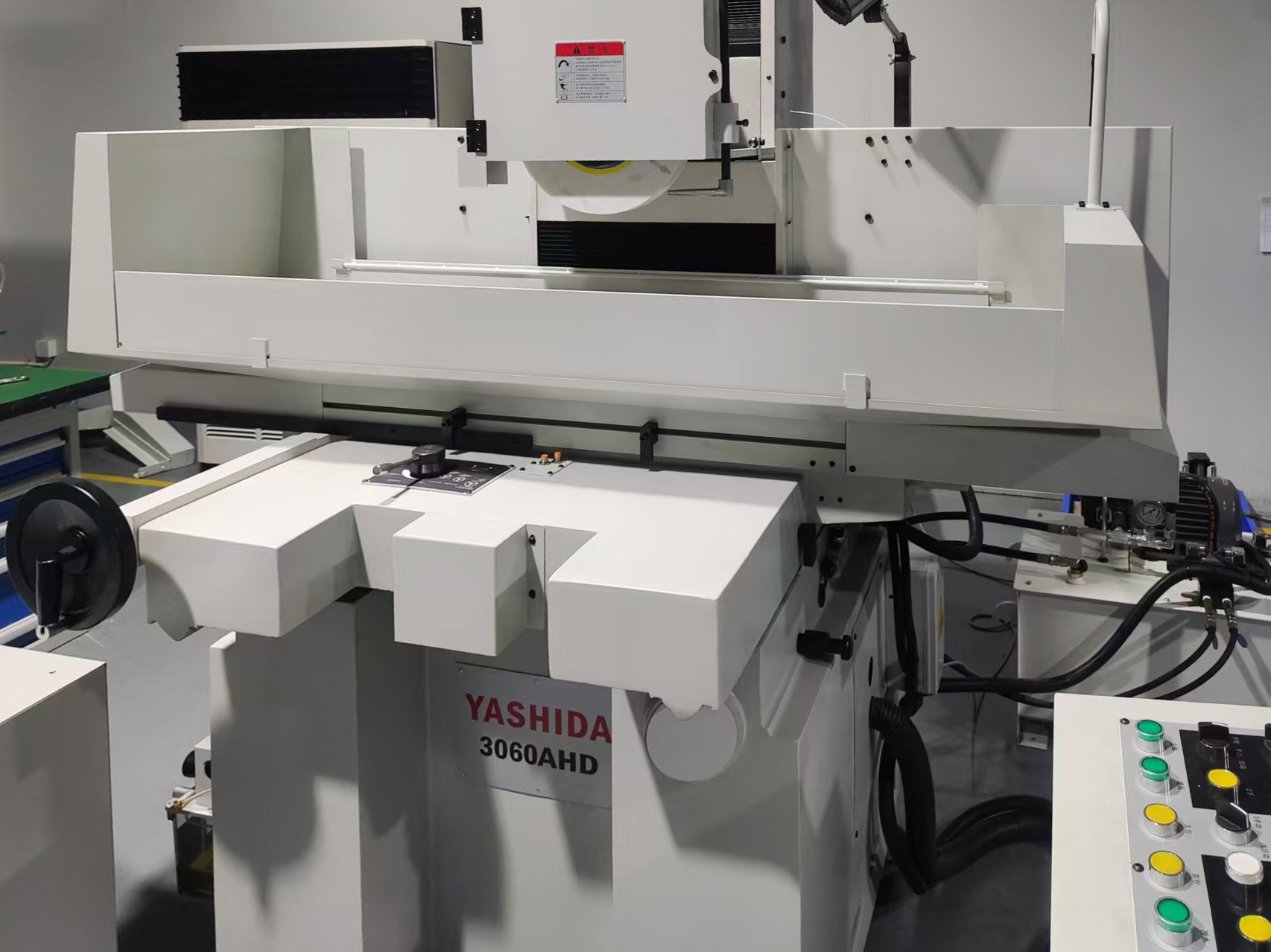 YASHIDA 高精密數控磨床成功和刀具行業華銳集團達成合作 YASHIDA 高精密數控磨床成功和刀具行業華銳集團達成合作